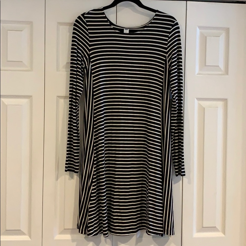 Black and white striped flowy dress. Size medium